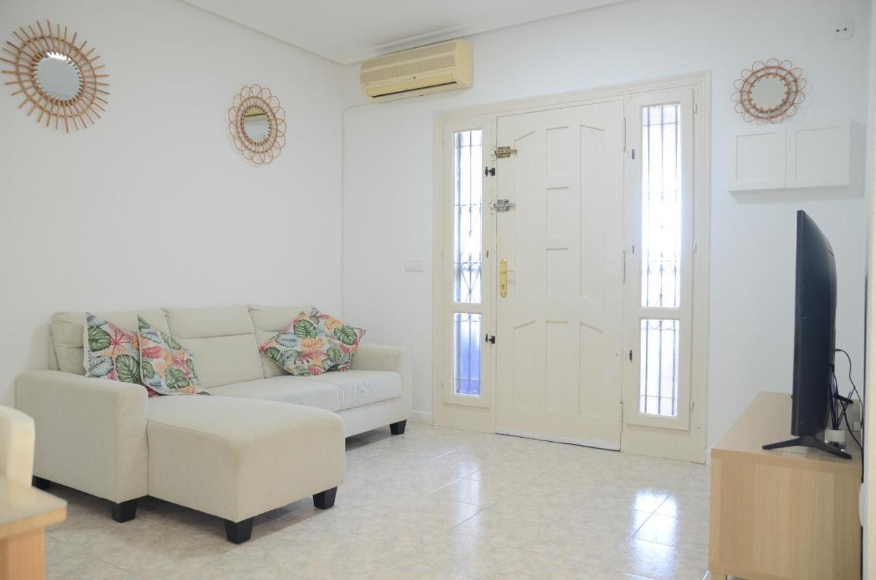 Apartamento 700 Metros De La Playa Playa Flamenca Eksteriør bilde